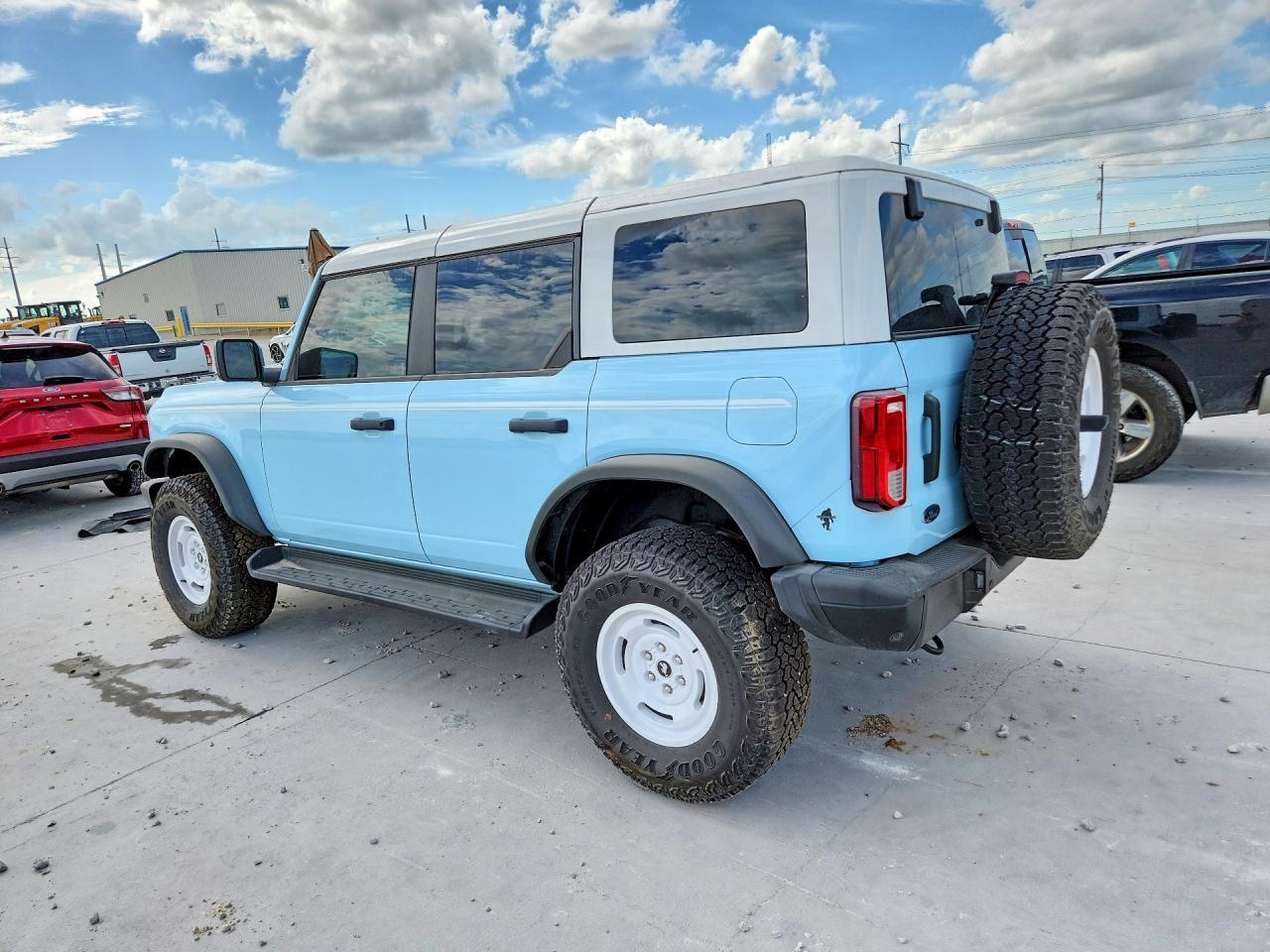 2025 Ford Bronco Heritage - zdjęcie 2