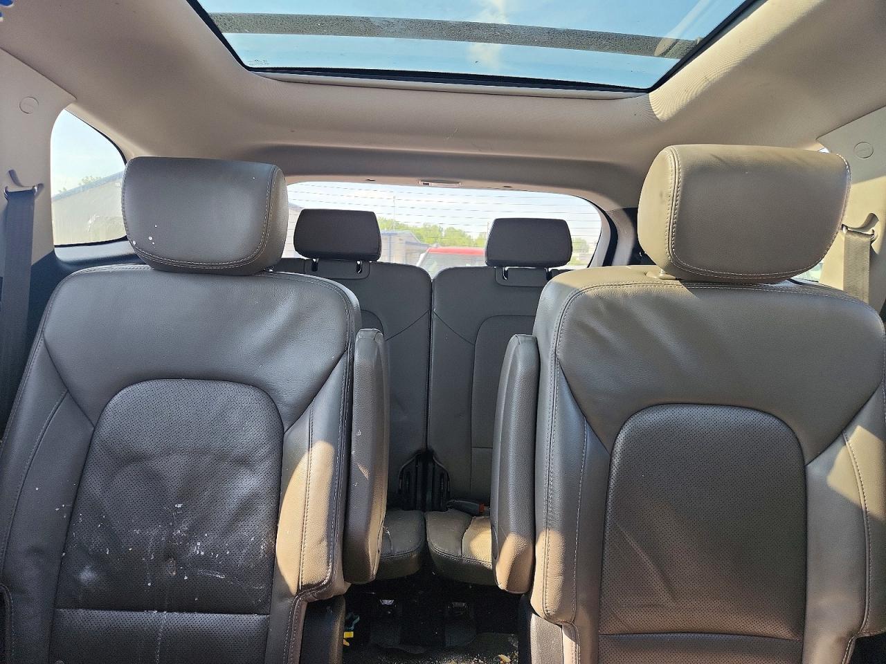 2016 Hyundai Santa Fe Limited - zdjęcie 10
