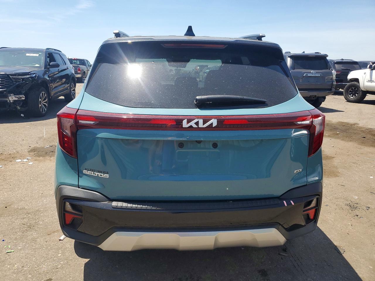 2024 Kia Seltos S - zdjęcie 6