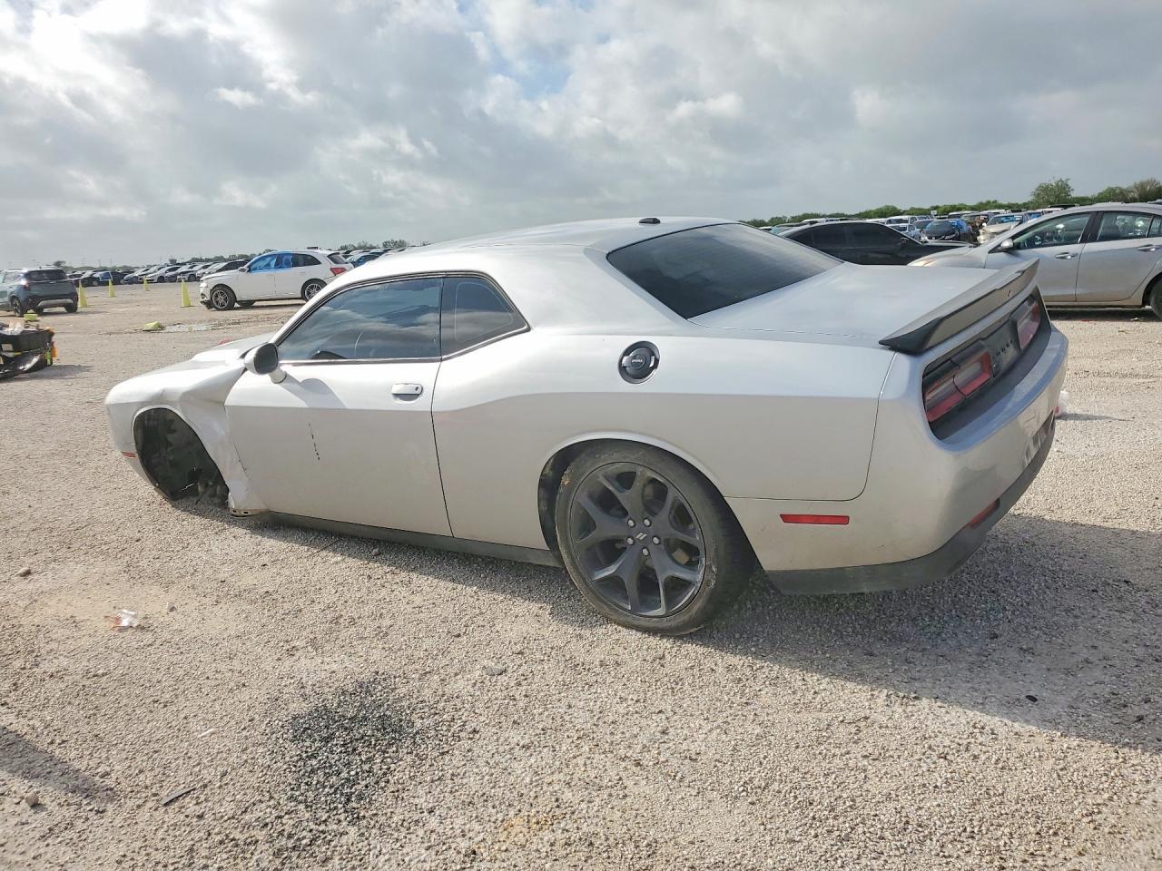 2020 Dodge Challenger Sxt - zdjęcie 2