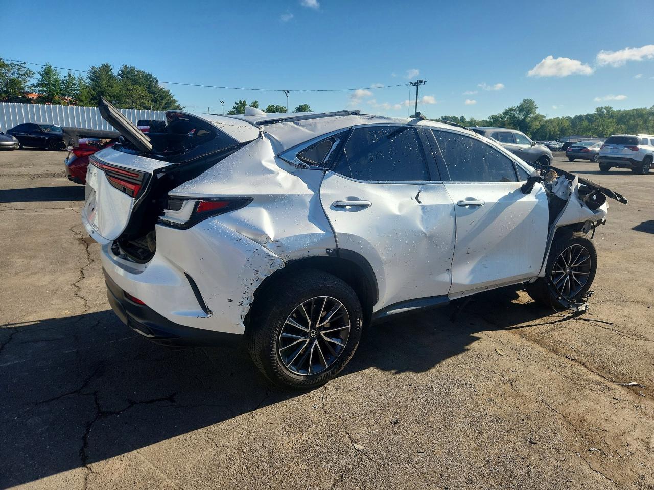2022 Lexus Nx 350H - zdjęcie 3