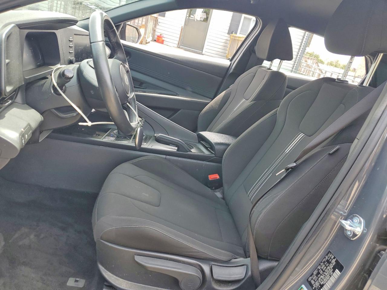 2025 Hyundai Elantra Sel Sport - zdjęcie 7