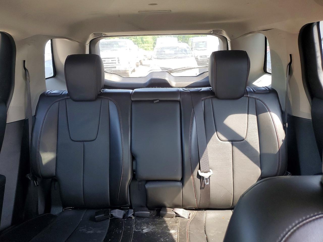 2015 GMC Sierra C1500 - zdjęcie 10