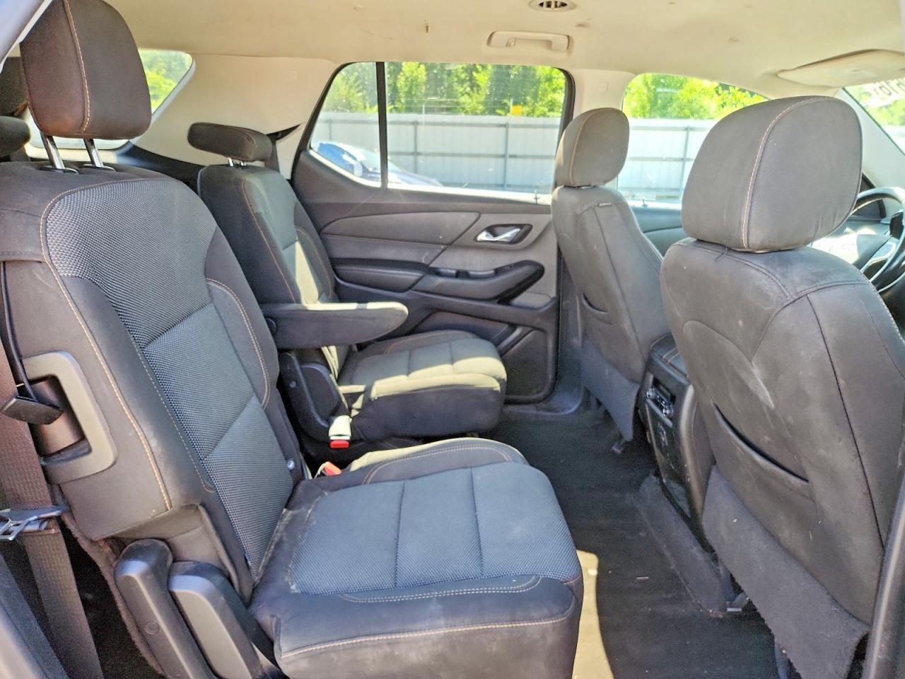 2018 Chevrolet Traverse Lt - zdjęcie 11