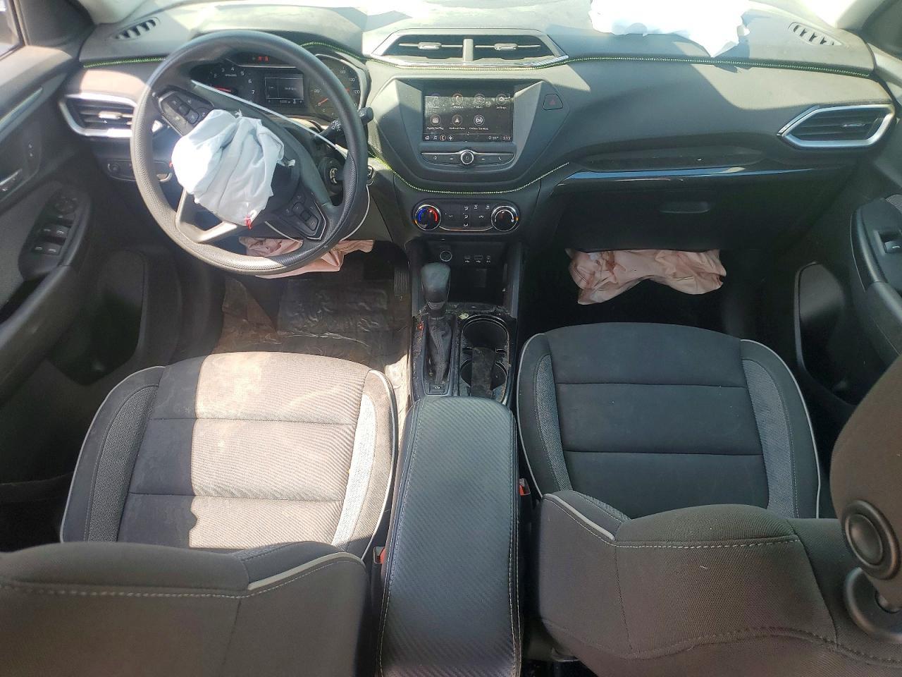 2022 Chevrolet Trailblazer Ls - zdjęcie 8