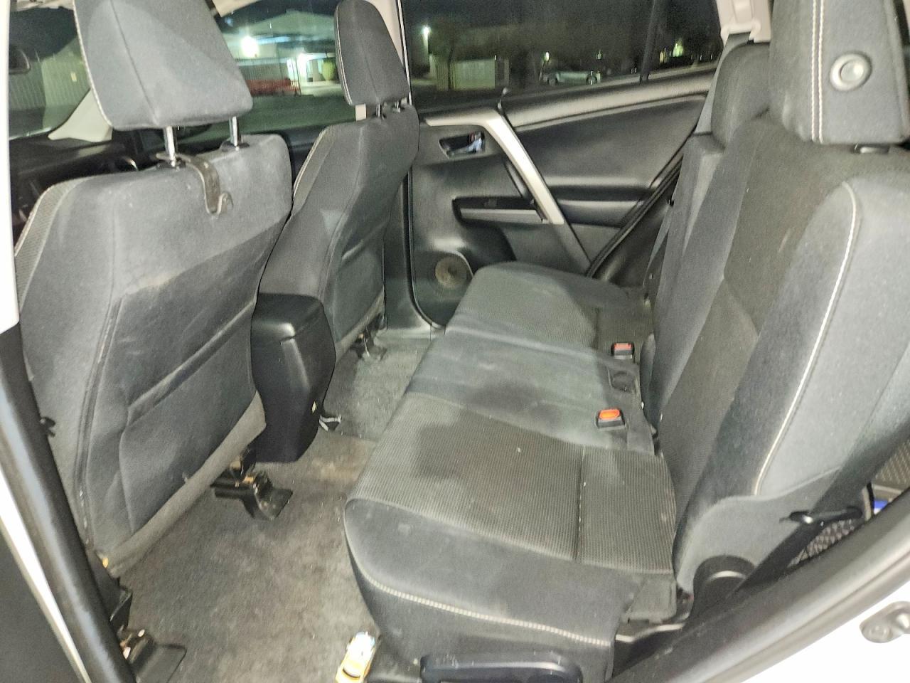 2018 Toyota Rav4 Xle - zdjęcie 10