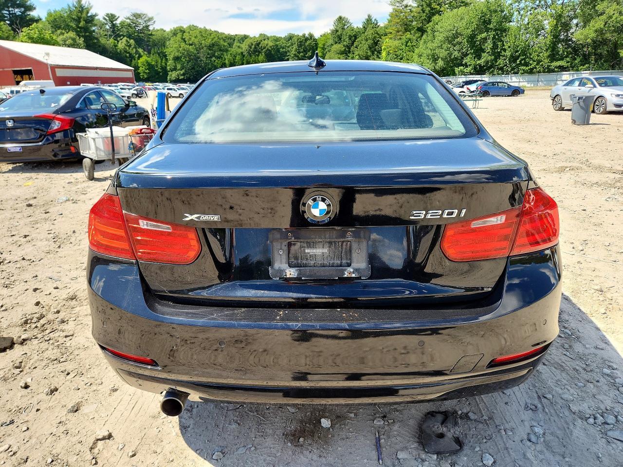 2015 BMW 320 I xDrive - zdjęcie 6