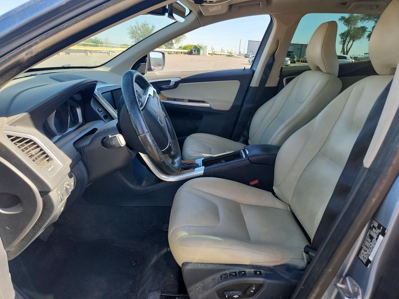 2017 Volvo Xc60 T5 Inscription - zdjęcie 13