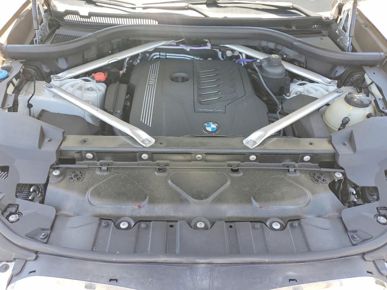 2023 BMW X5 xDrive40I - zdjęcie 11