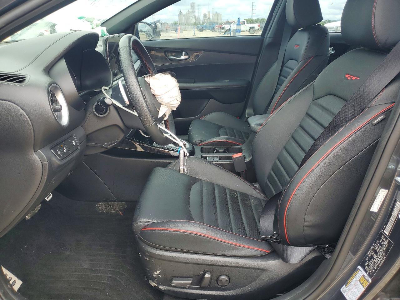 2023 Kia Forte Gt - zdjęcie 7