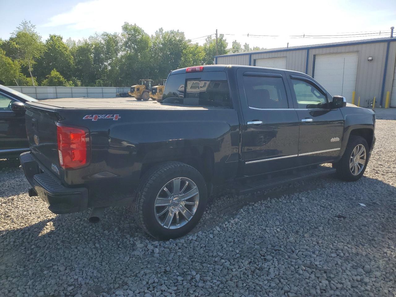 2017 Chevrolet Silverado K1500 High Country - zdjęcie 3