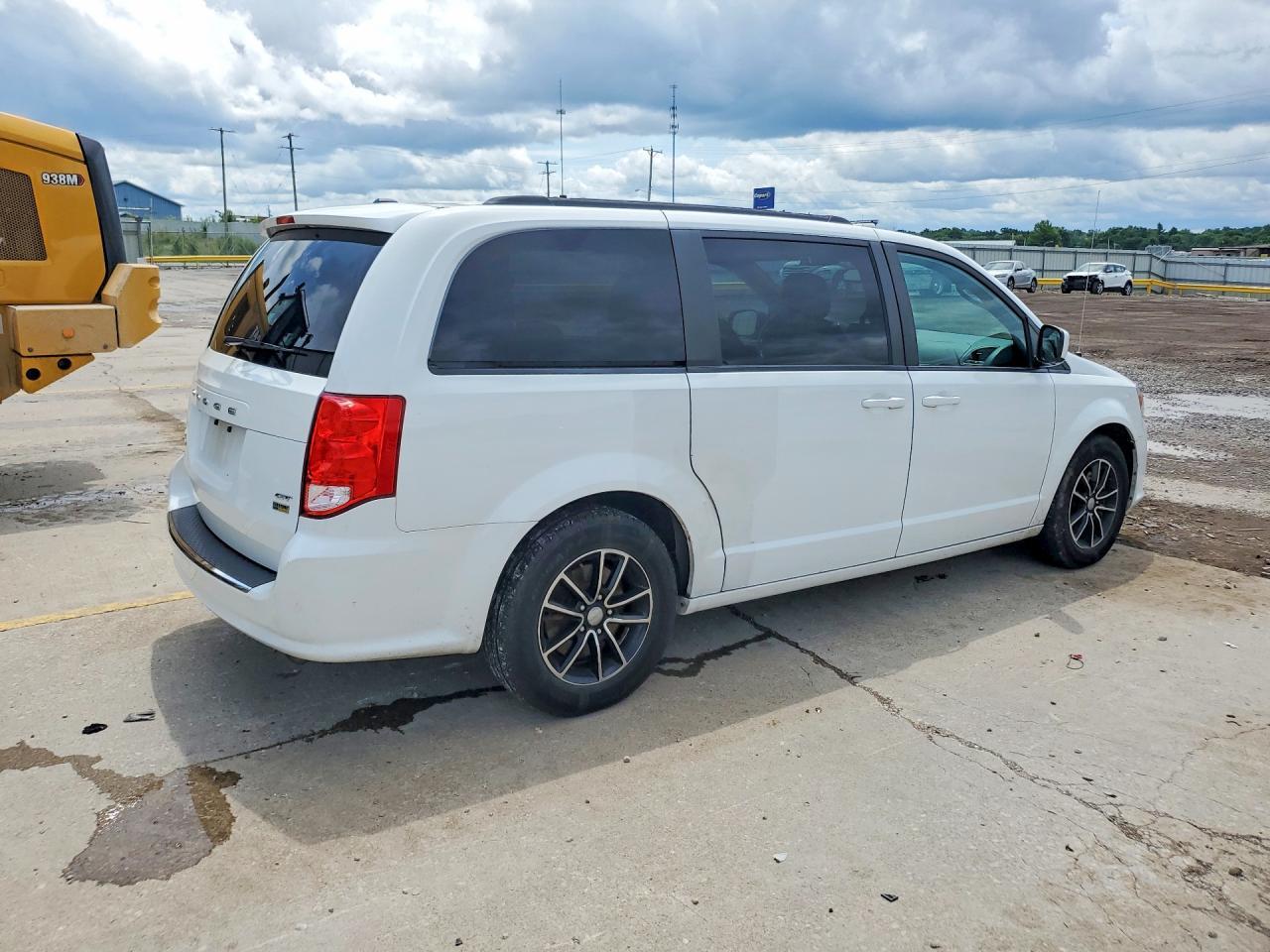 2018 Dodge Grand Caravan Gt - zdjęcie 3