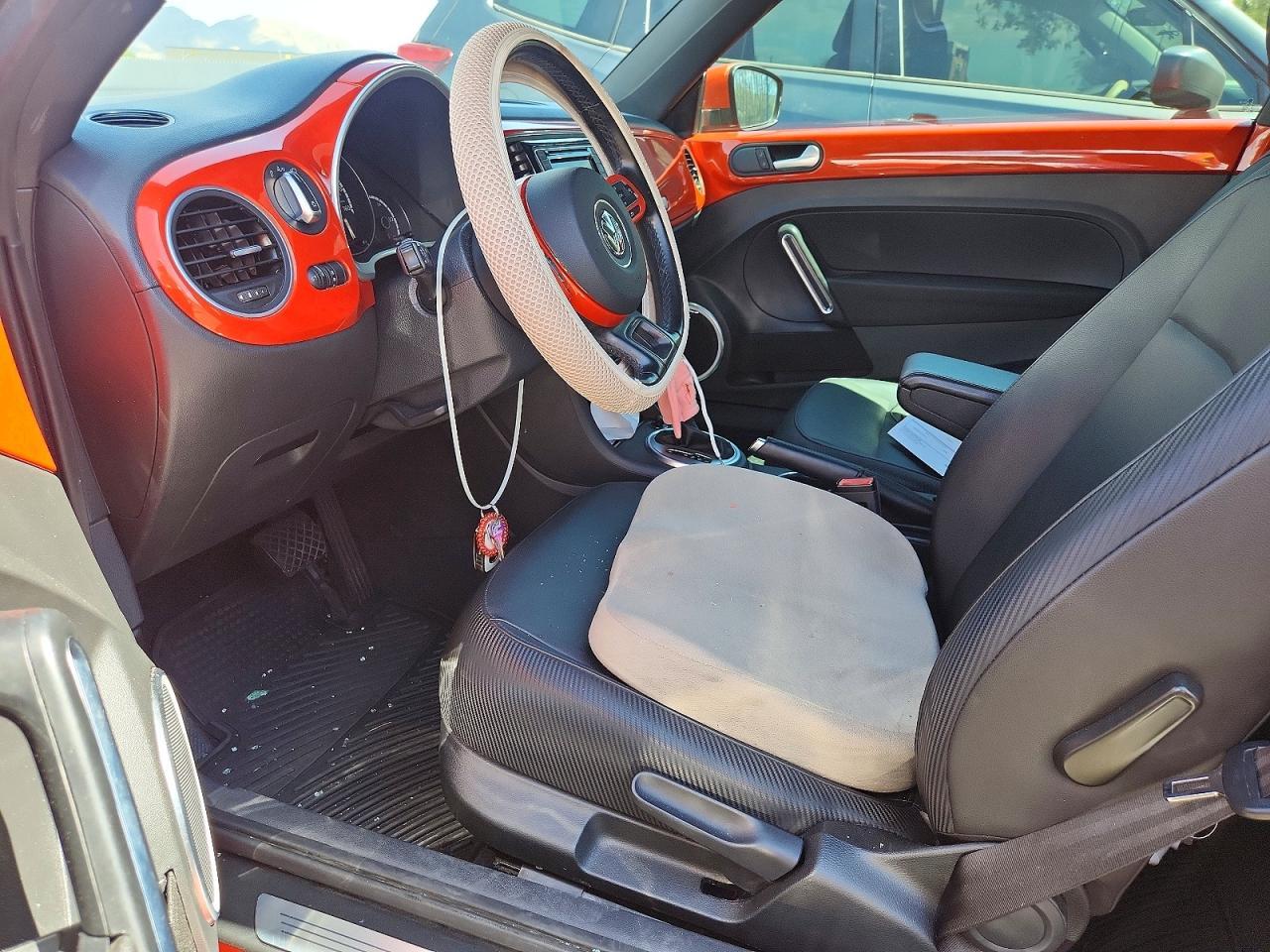 2016 Volkswagen Beetle 1.8T Se - zdjęcie 7