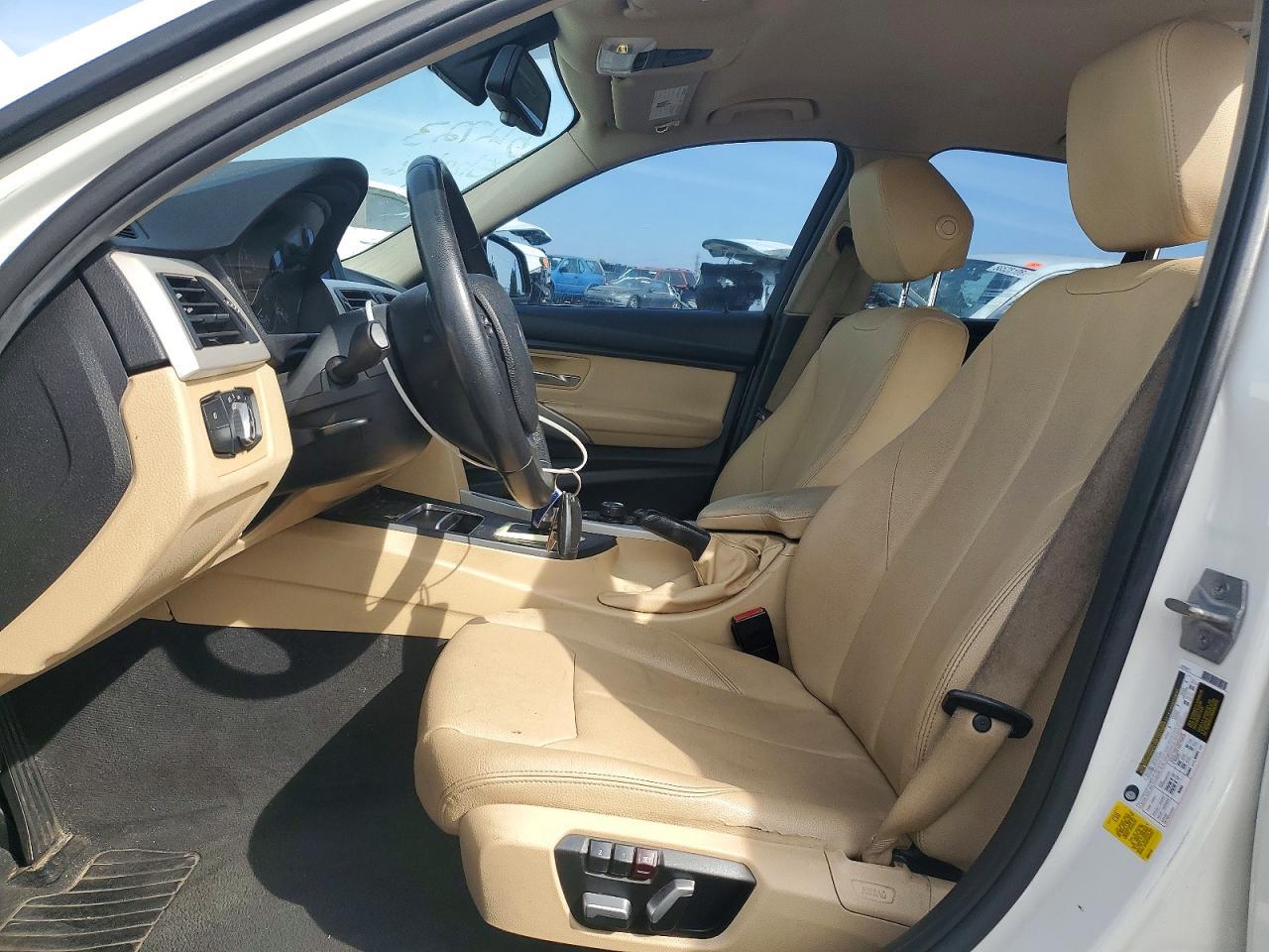 2018 BMW 320 I - zdjęcie 7