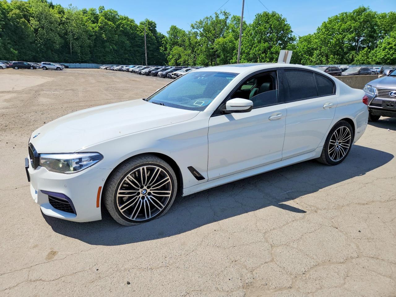 2020 BMW 540 Xi - zdjęcie główne