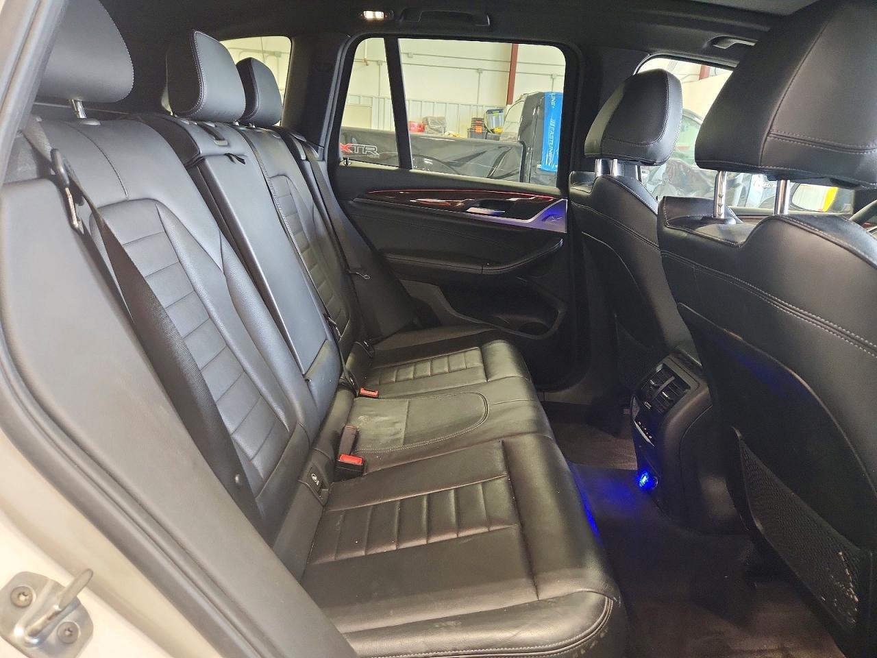 2018 BMW X3 xDrive30I - zdjęcie 11