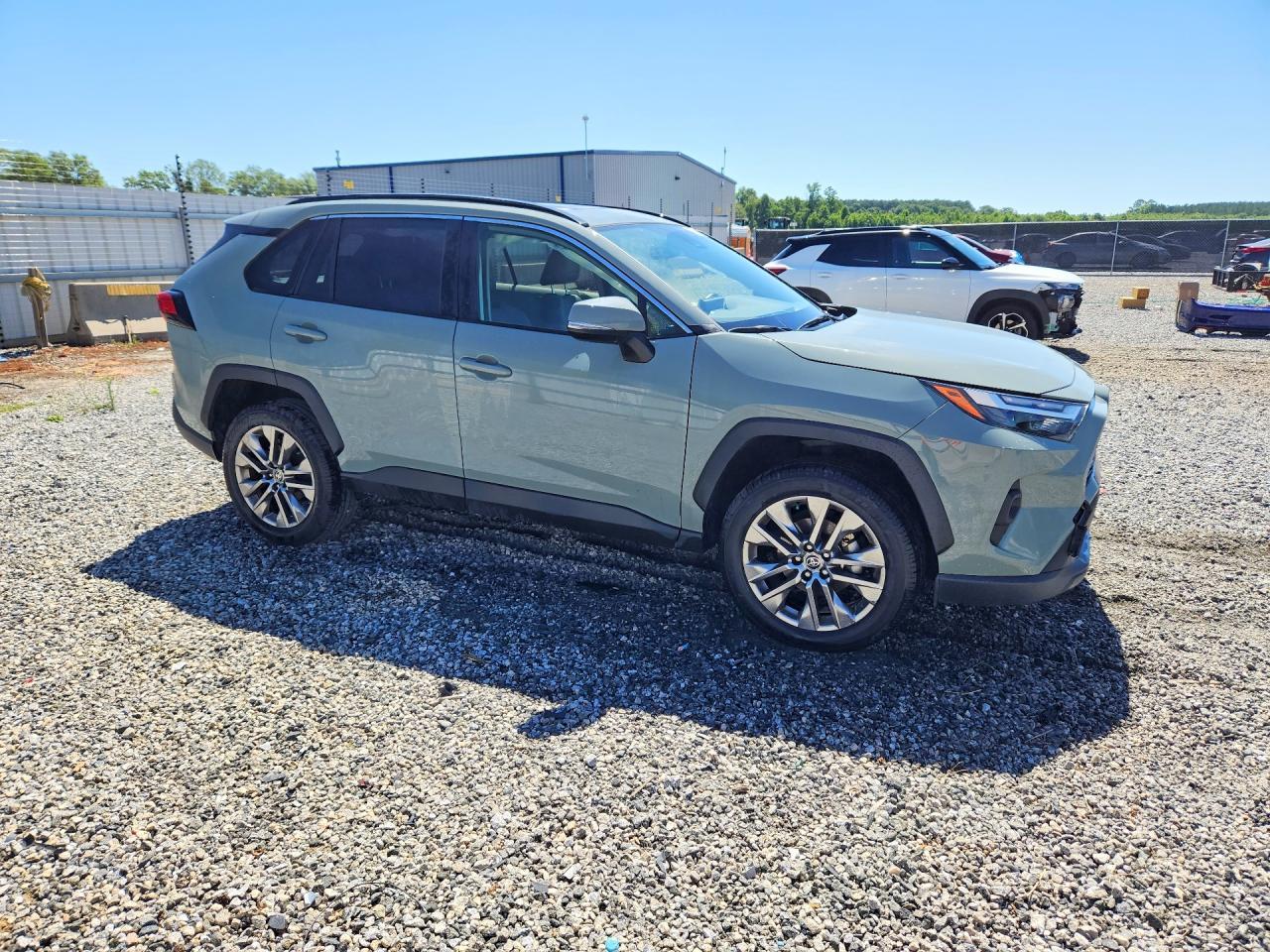 2023 Toyota Rav4 Xle Premium - zdjęcie 4