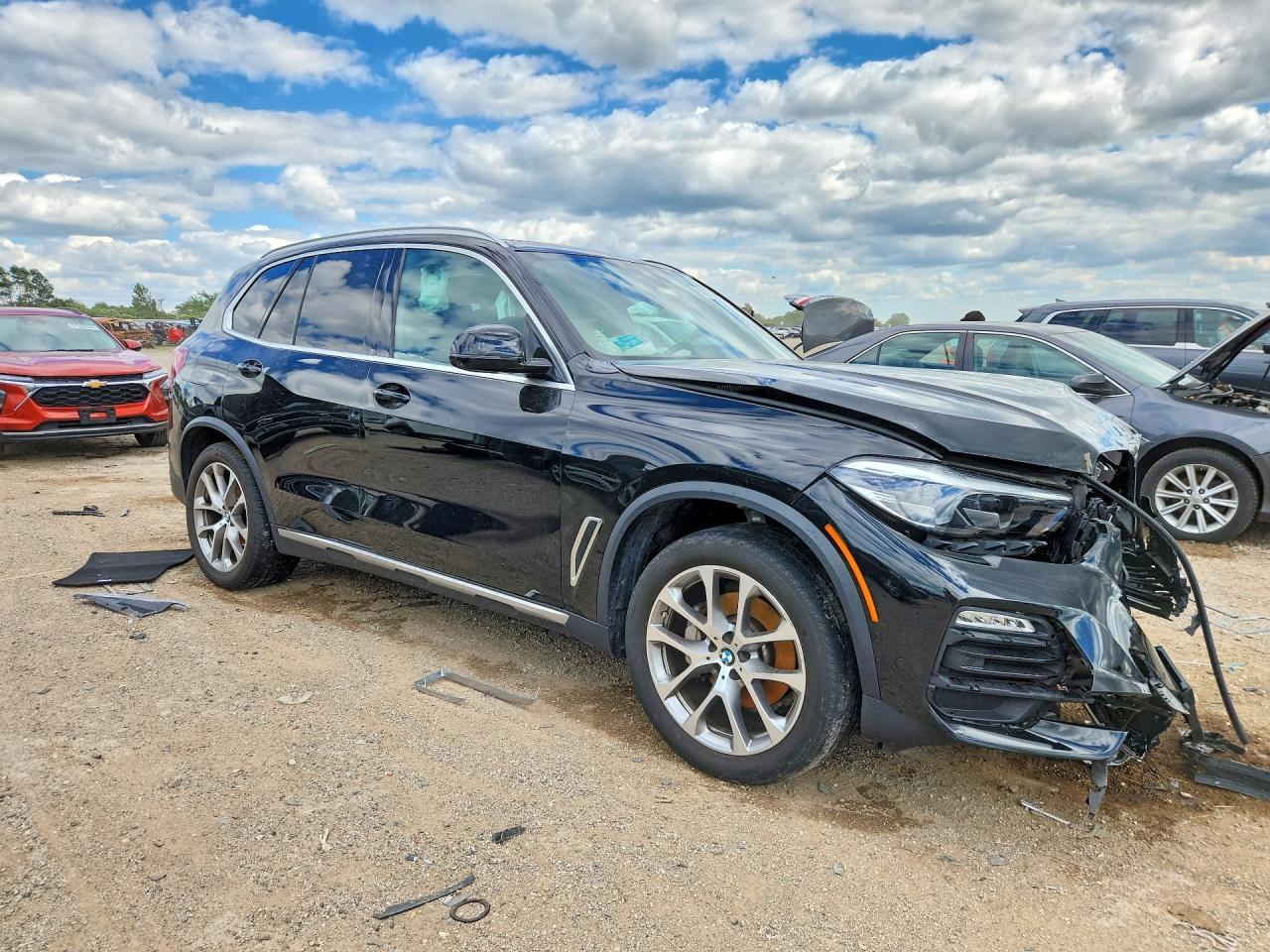 2021 BMW X5 xDrive40I - zdjęcie 4