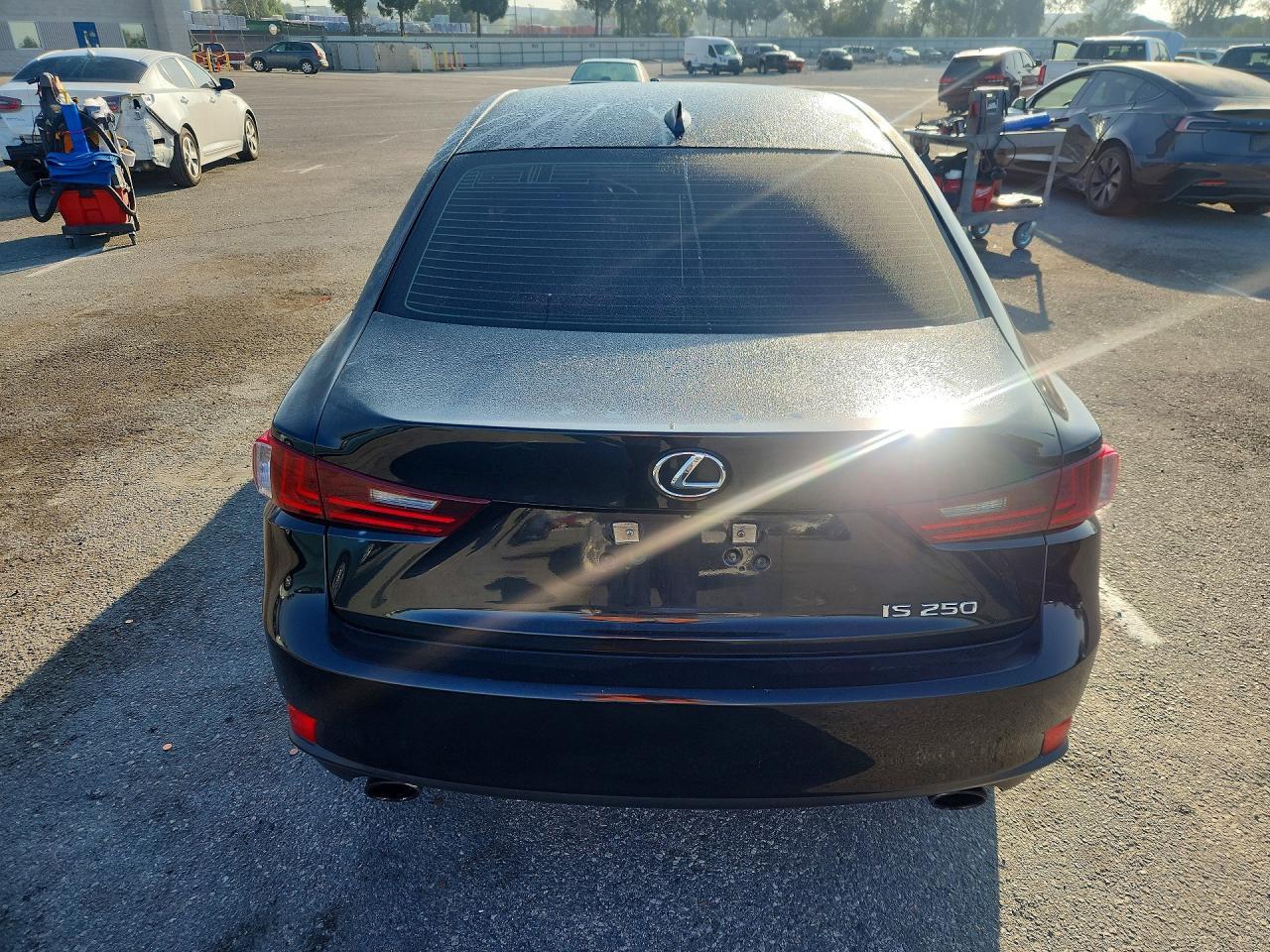 2014 Lexus Is 250 - zdjęcie 6