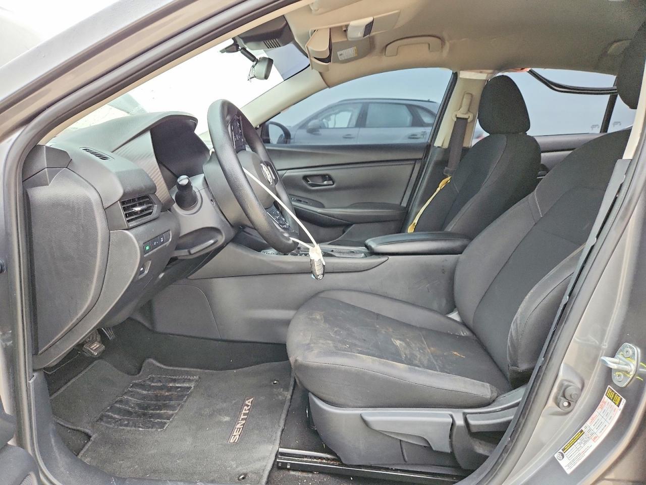 2024 Nissan Sentra S - zdjęcie 7