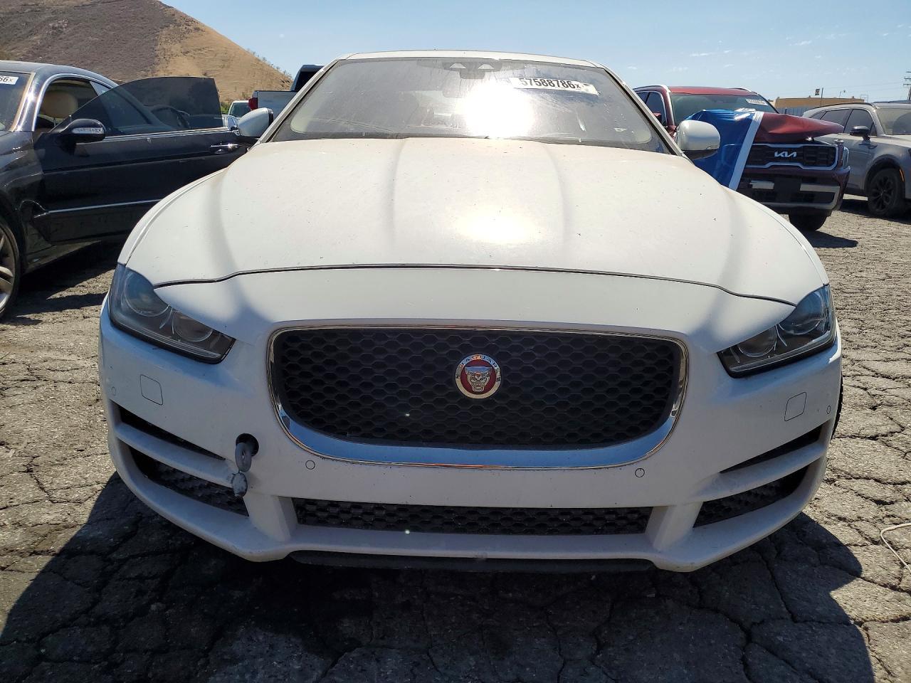 2017 Jaguar Xe Prestige - zdjęcie 5