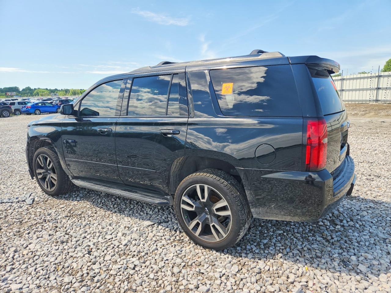 2018 Chevrolet Tahoe K1500 Premier - zdjęcie 2