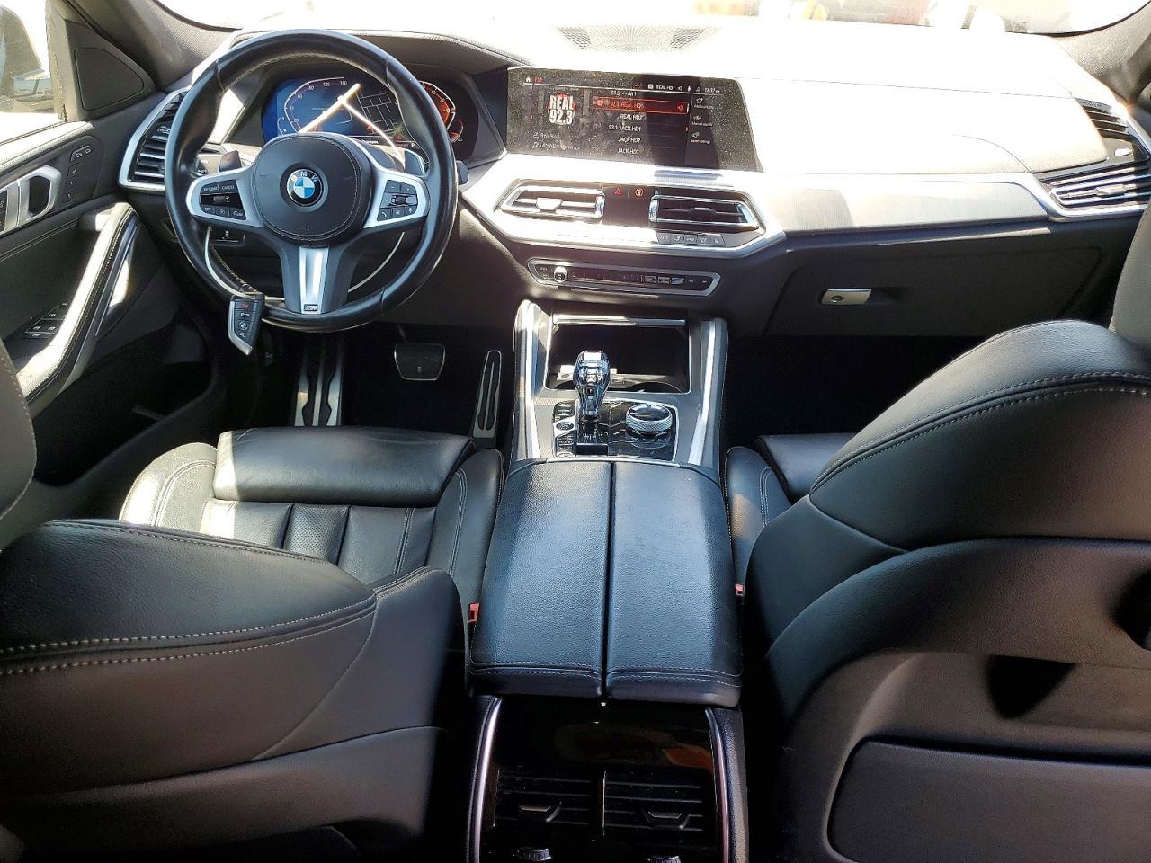 2022 BMW X6 xDrive40I - zdjęcie 8