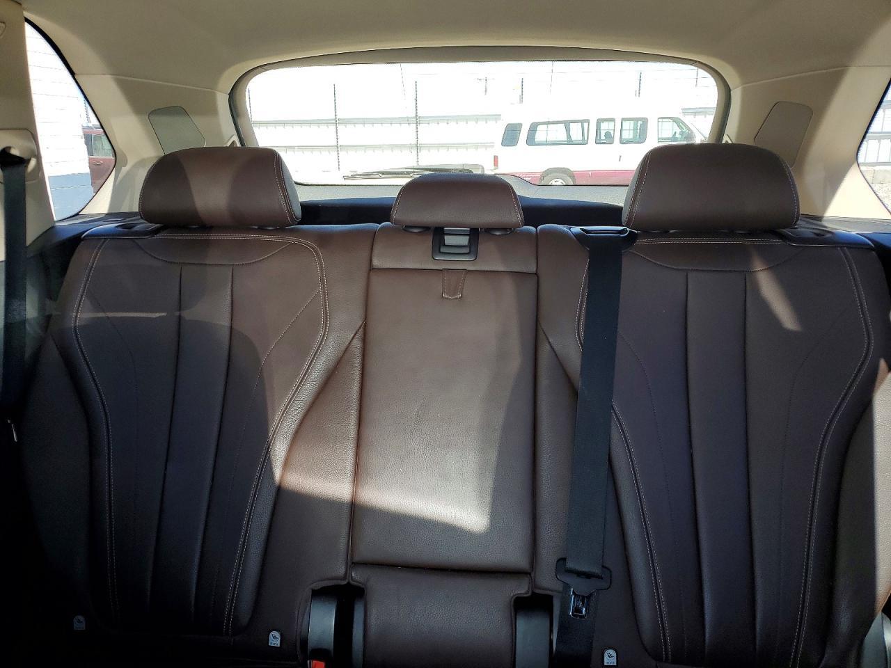 2015 BMW X5 xDrive35I - zdjęcie 10