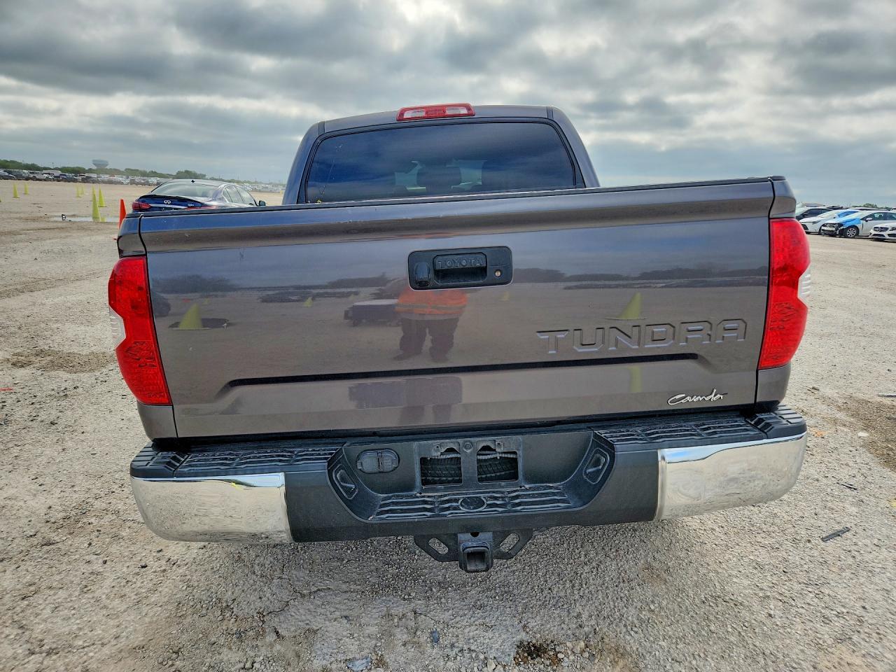 2017 Toyota Tundra Crewmax Sr5 - zdjęcie 6