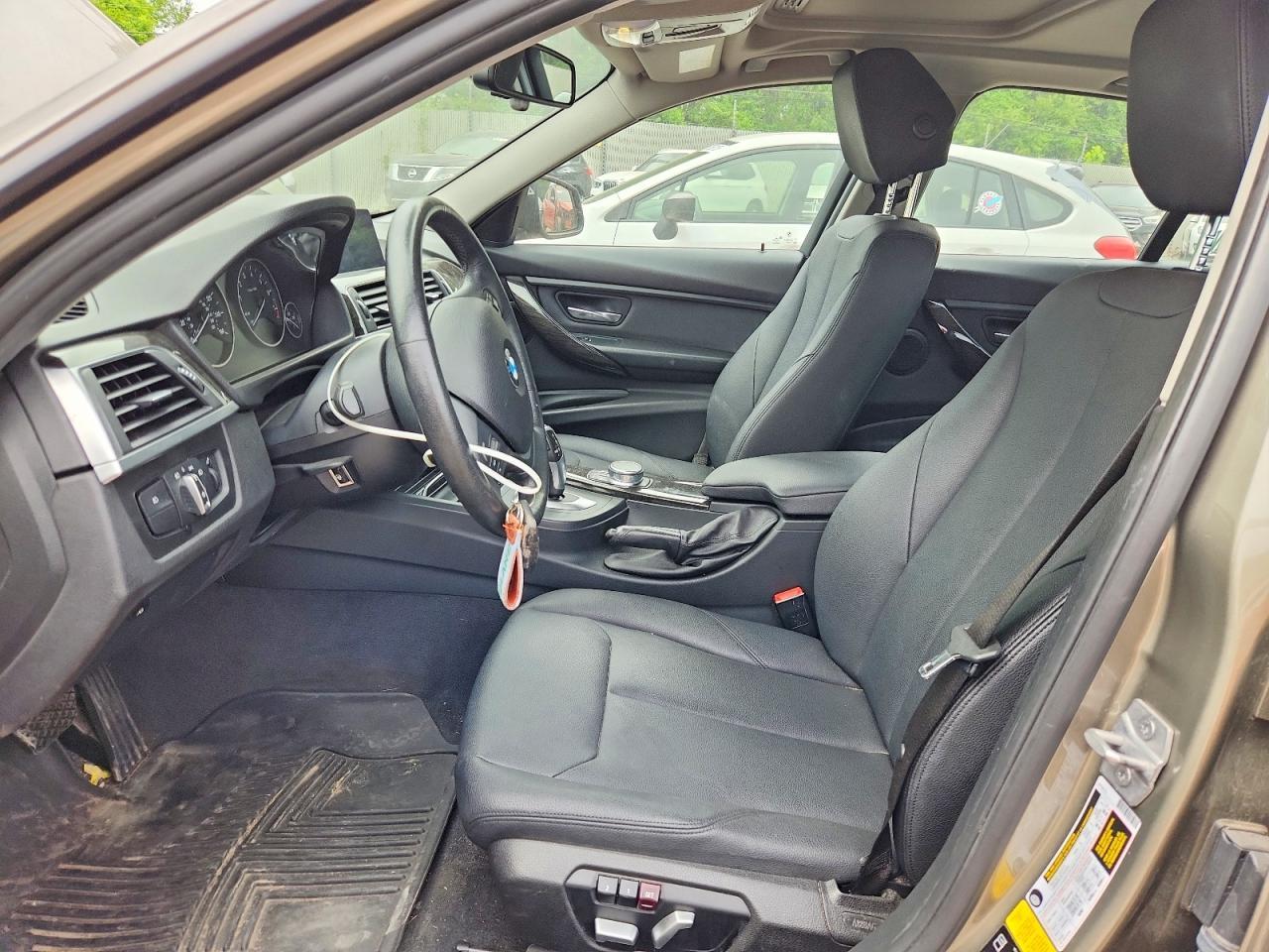 2018 BMW Seria 3 320i - zdjęcie 7