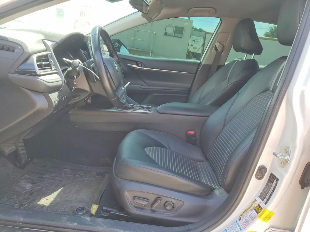 2022 Toyota Camry Se - zdjęcie 7