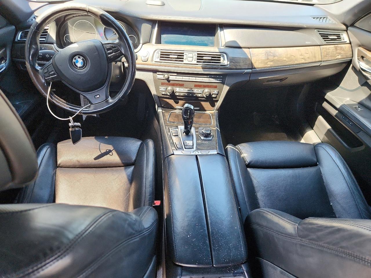 2013 BMW 750 Lxi - zdjęcie 8