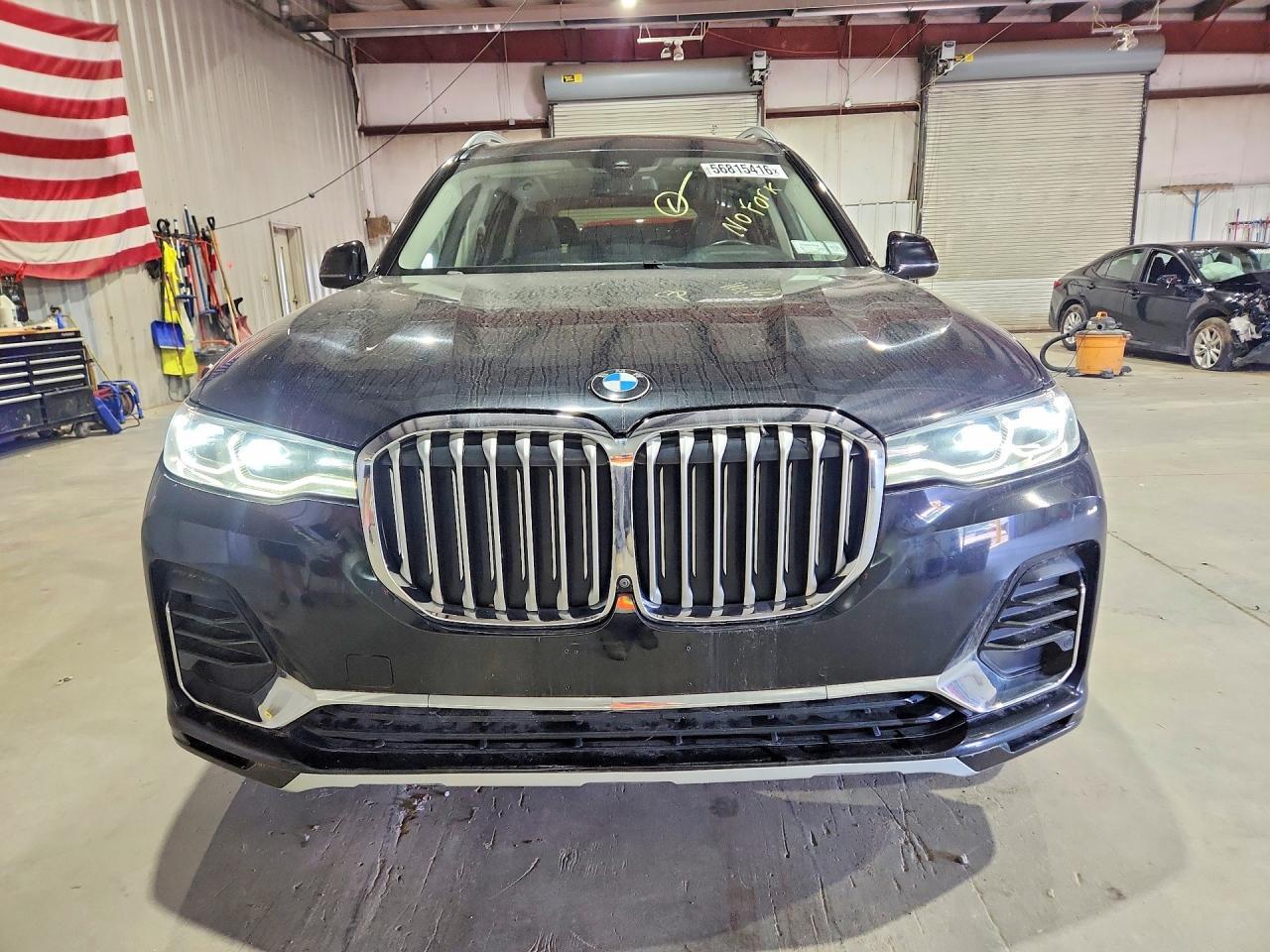 2021 BMW X7 xDrive40I - zdjęcie 5
