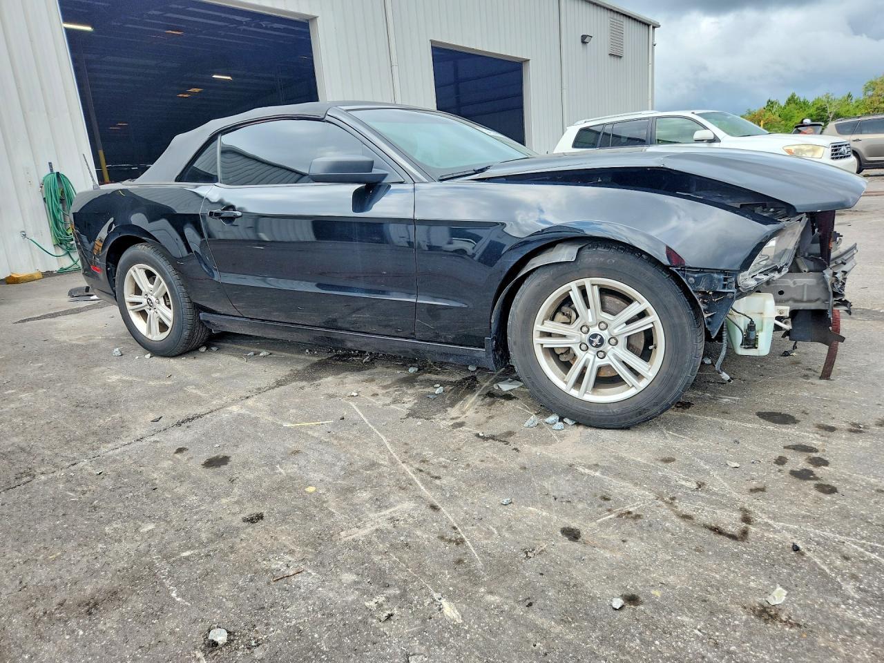 2014 Ford Mustang - zdjęcie 4