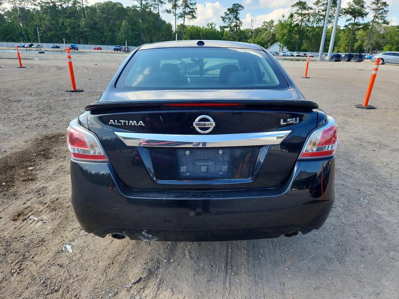 2015 Nissan Altima 2.5 S - zdjęcie 11