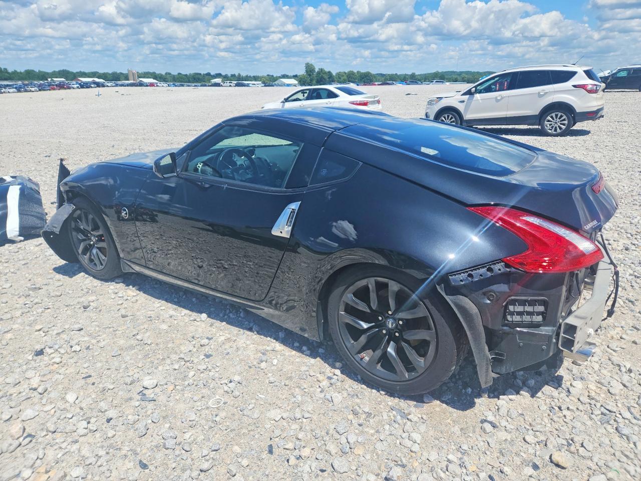 2015 Nissan 370Z Base - zdjęcie 2