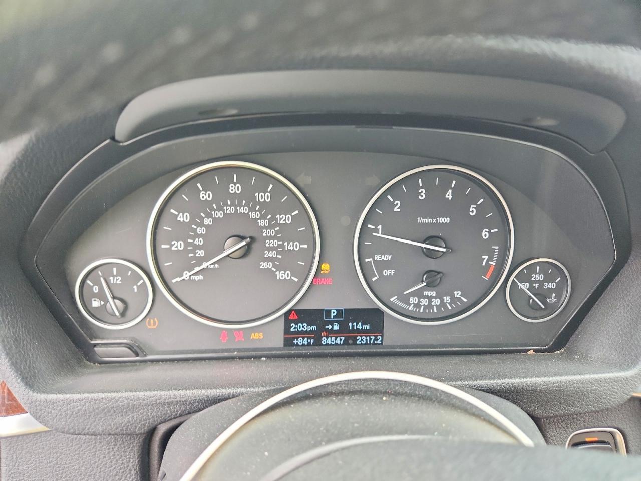 2015 BMW 320 I - zdjęcie 9