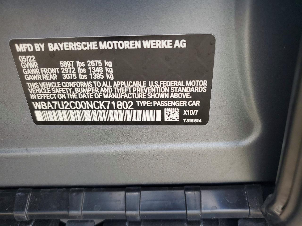 2022 BMW 750 Xi - zdjęcie 13