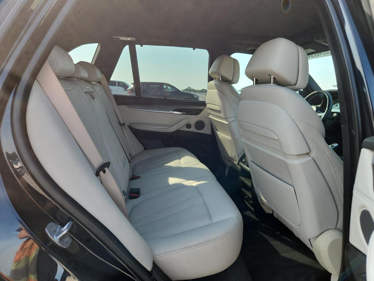 2014 BMW X5 xDrive35I - zdjęcie 11