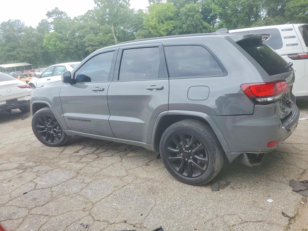 2019 Jeep Grand Cherokee Laredo - zdjęcie 2