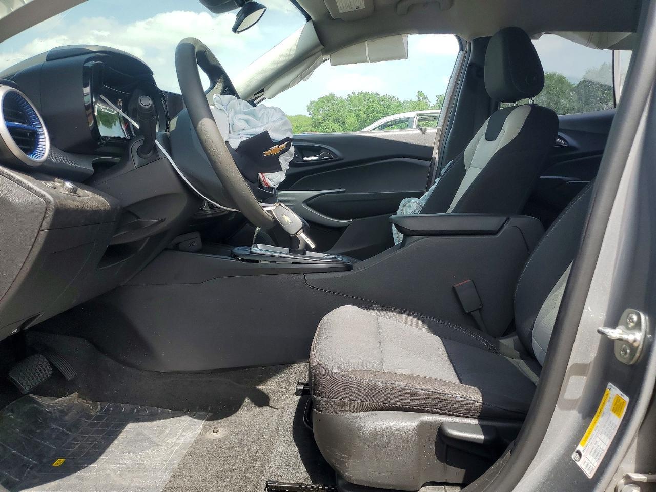 2026 Chevrolet Trax Ls - zdjęcie 7