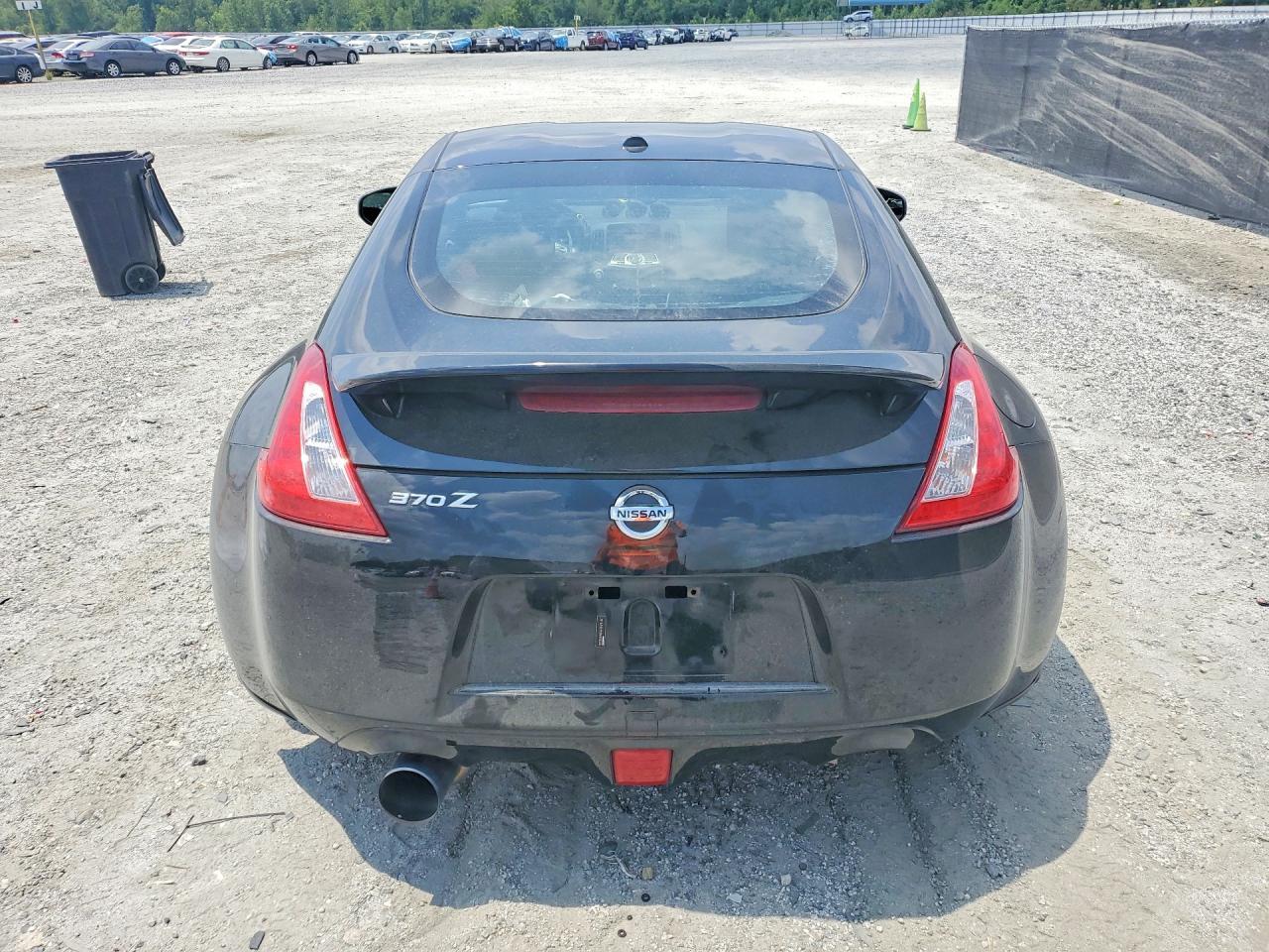 2016 Nissan 370Z Sport Tech - zdjęcie 6