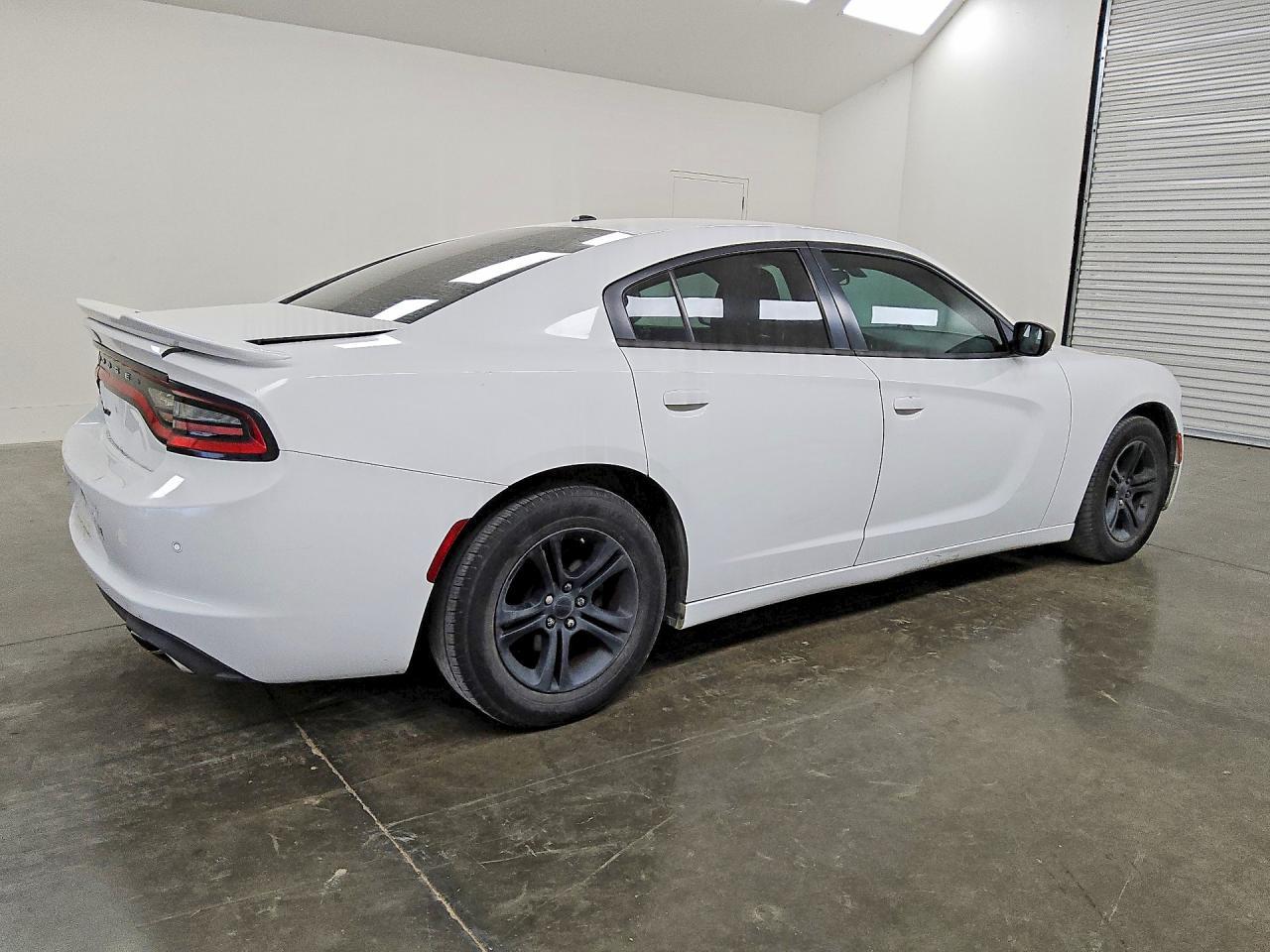 2018 Dodge Charger Sxt - zdjęcie 3