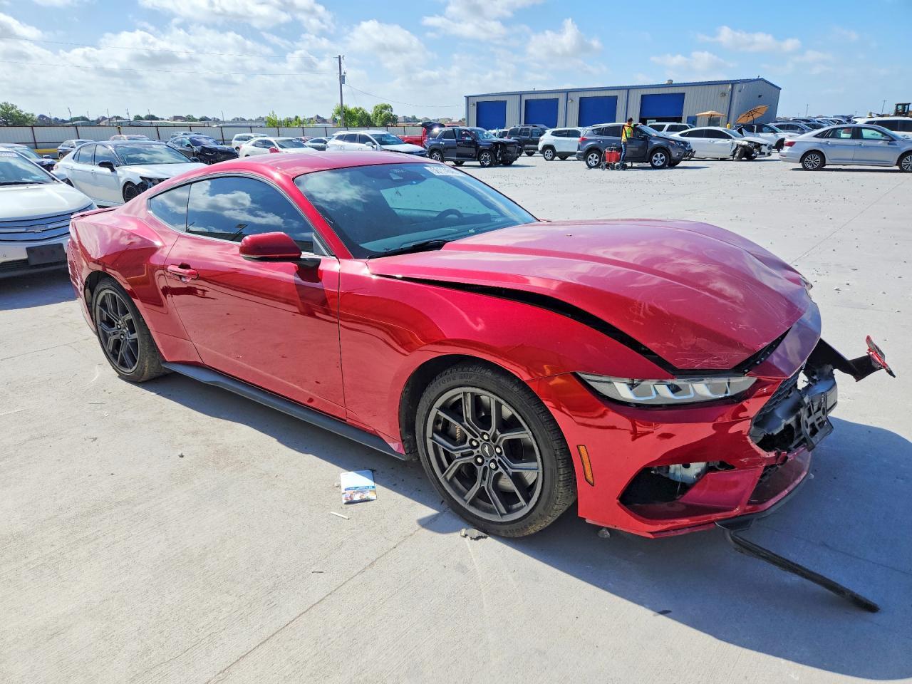 2024 Ford Mustang - zdjęcie 4