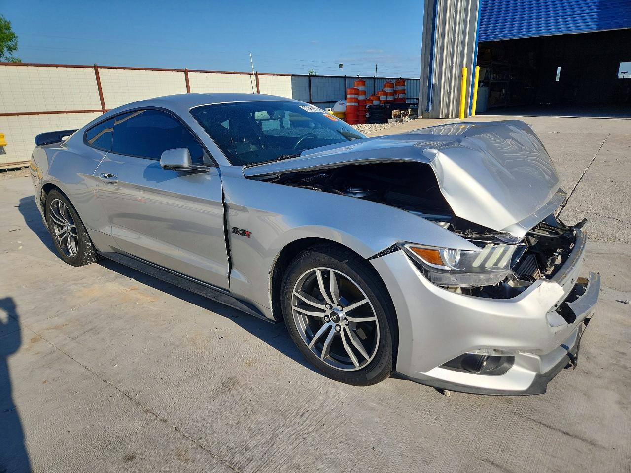 2017 Ford Mustang - zdjęcie 4