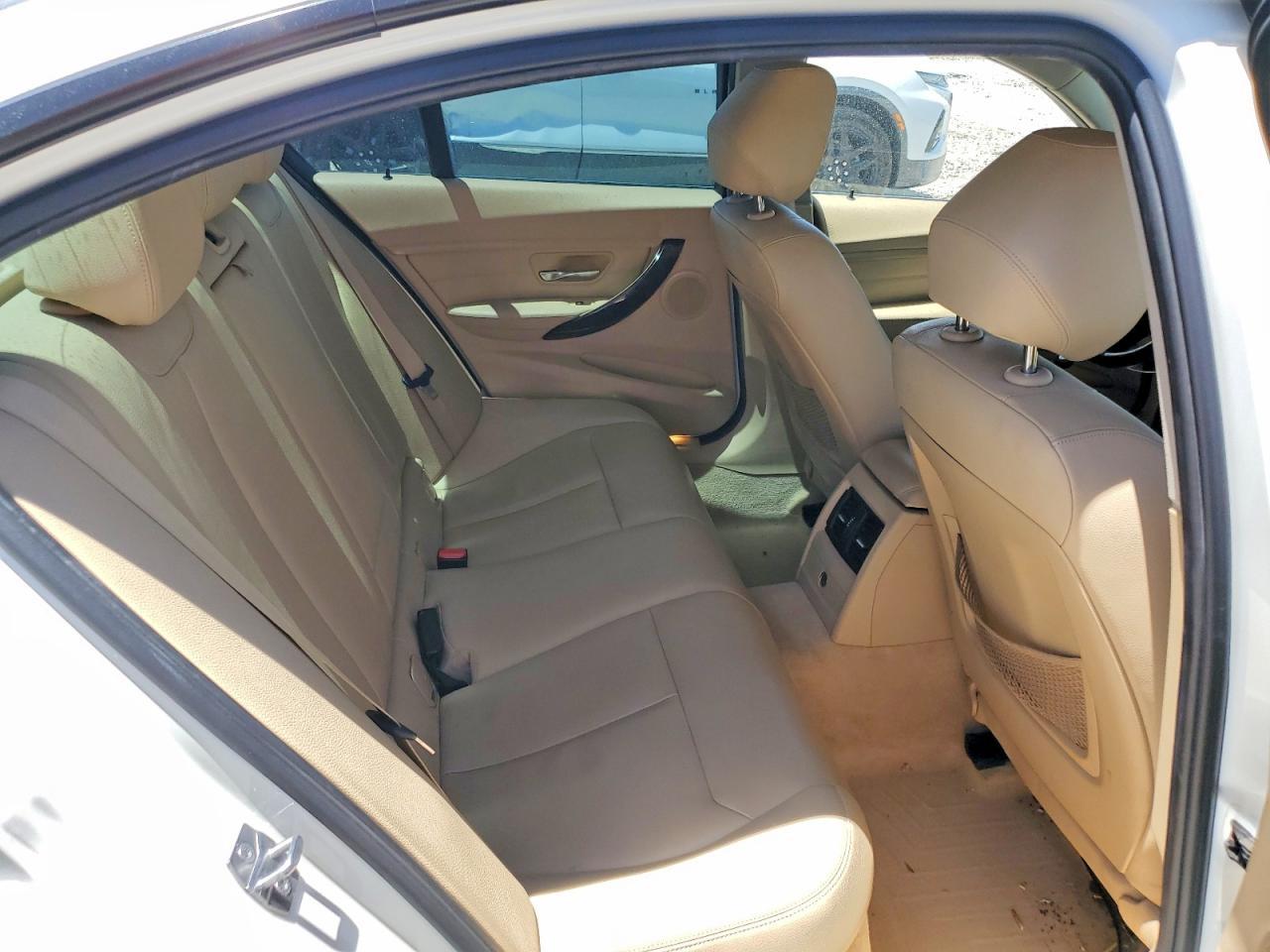 2015 BMW 328 I - zdjęcie 10