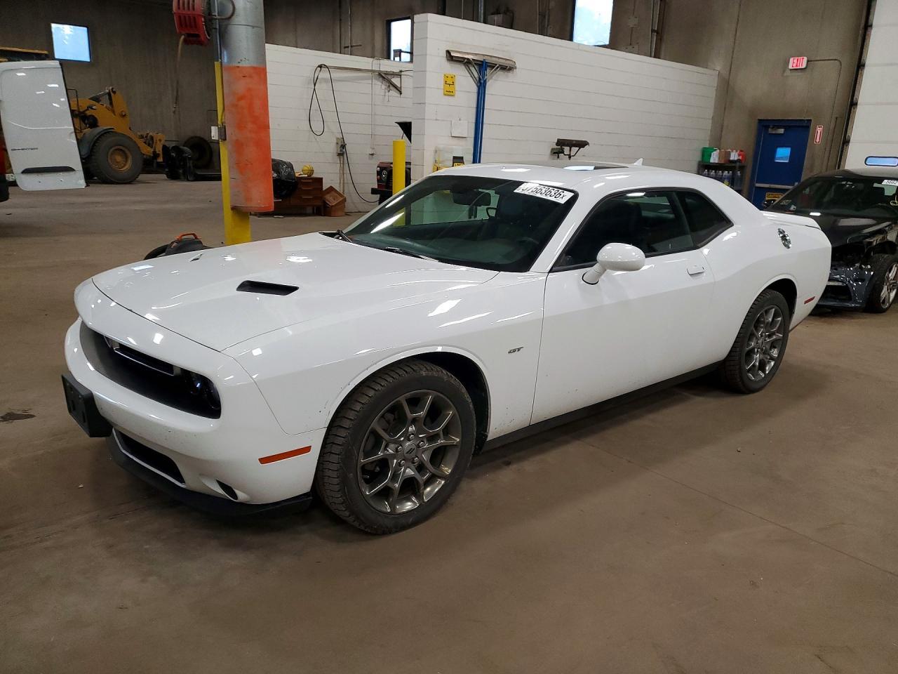 2017 Dodge Challenger Gt - zdjęcie główne