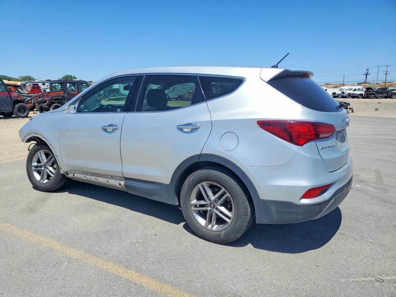 2018 Hyundai Santa Fe Sport 2.4L - zdjęcie 2