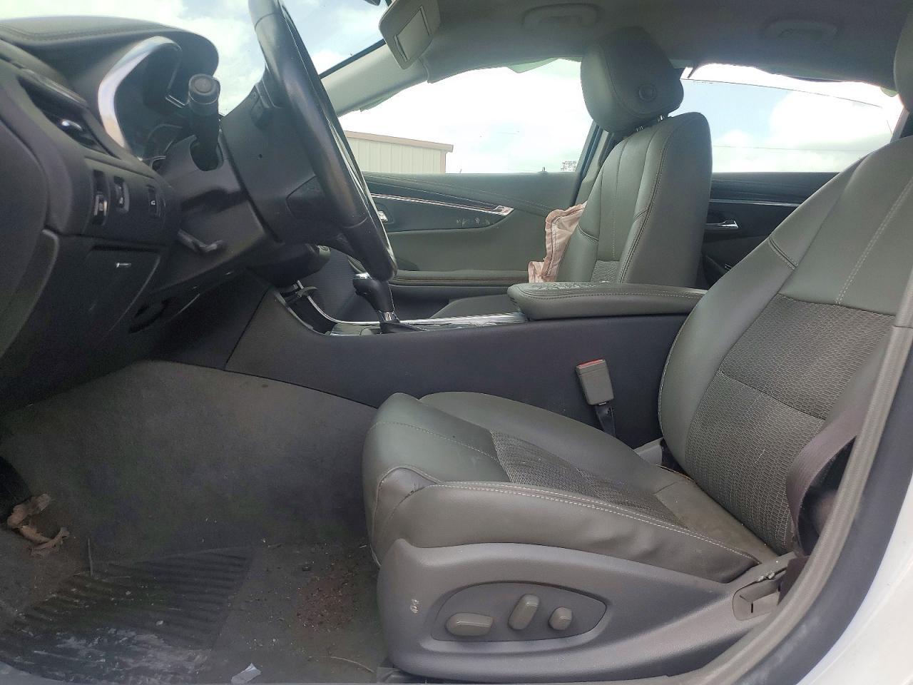 2017 Chevrolet Impala Lt - zdjęcie 7