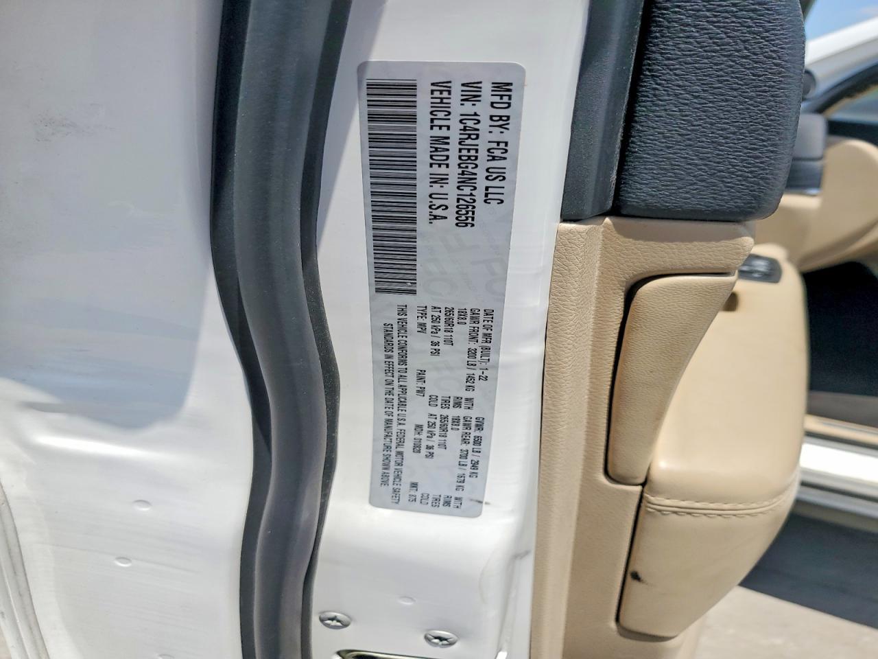 2022 Jeep Grand Cherokee Limited - zdjęcie 13
